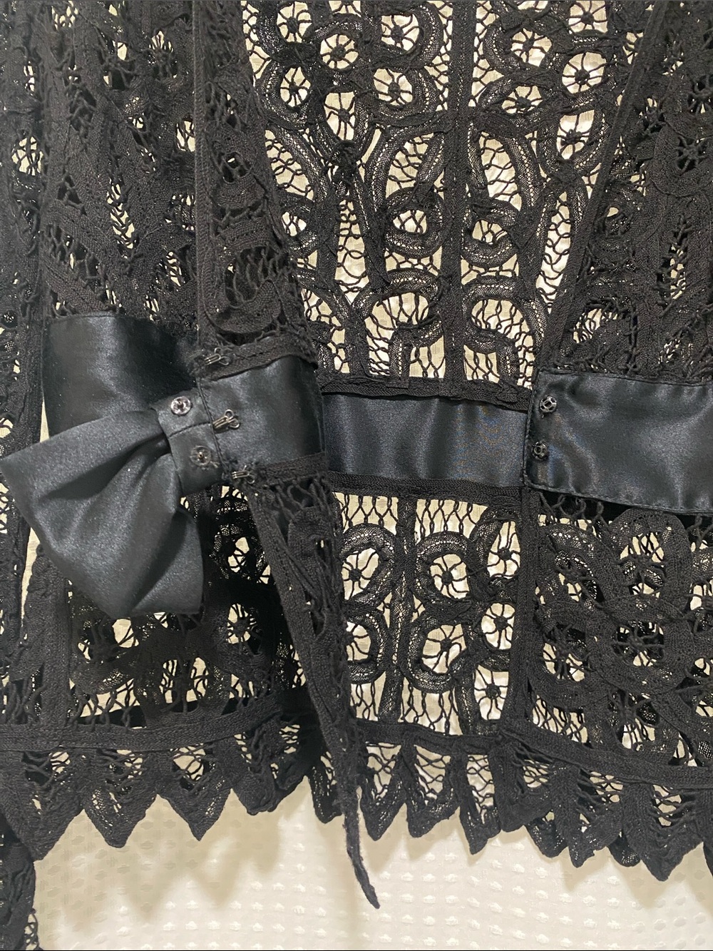 Vintage Betsey Johnson New York Black Lace Long Sleeve Bow-Waist Top - Picture 11 of 15